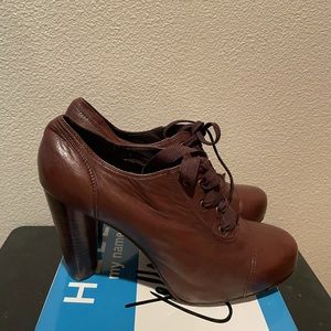 Women’s Jeffrey Campbell NIB Oxford Heels Size 9